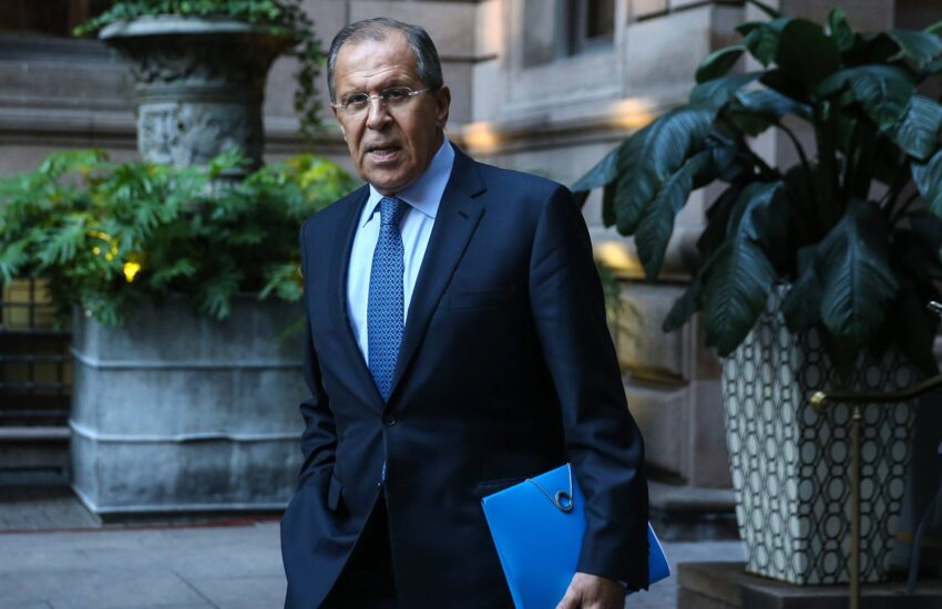 La Russie boycottée pour commémorer la victoire de 1945 : Lavrov réagit